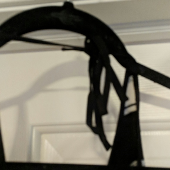 Arden B Black/ white top - Like New! - Picture 5 of 5